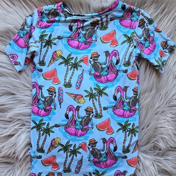 Bums & Roses Bone Chillin - Picture 3 of 7